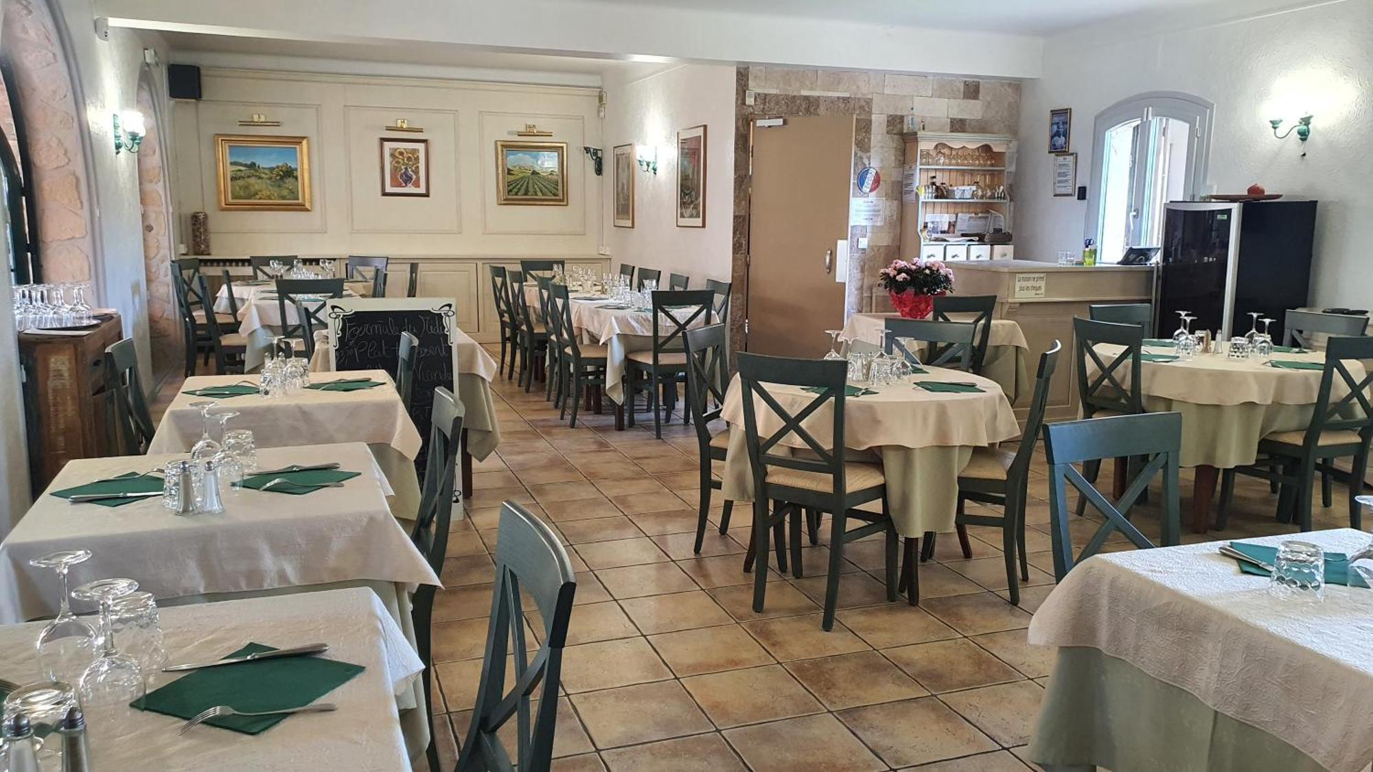 Auberge Les Aromes Грас Екстериор снимка