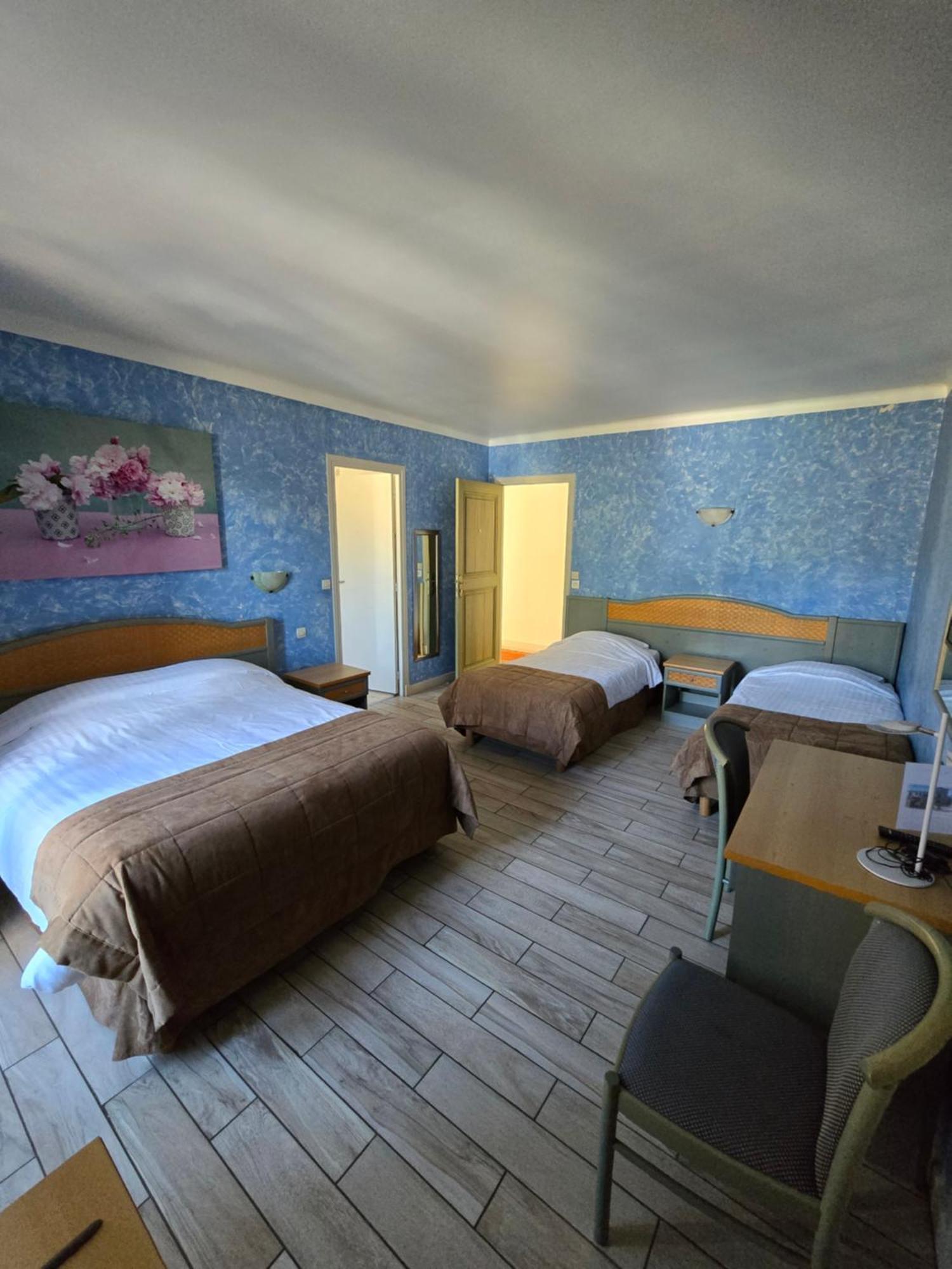 Auberge Les Aromes Грас Екстериор снимка