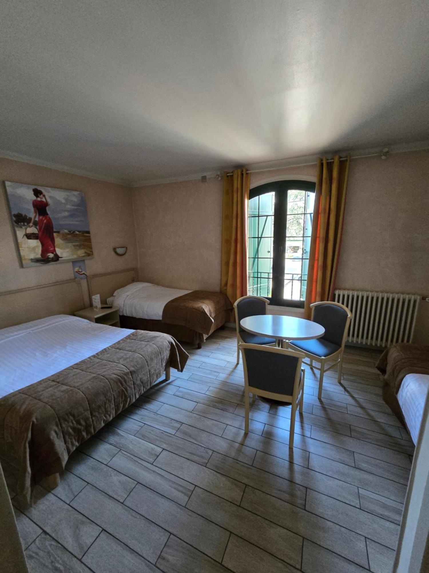 Auberge Les Aromes Грас Екстериор снимка